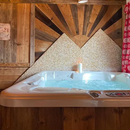 Konukevi Le Relais De La Grandze Doues