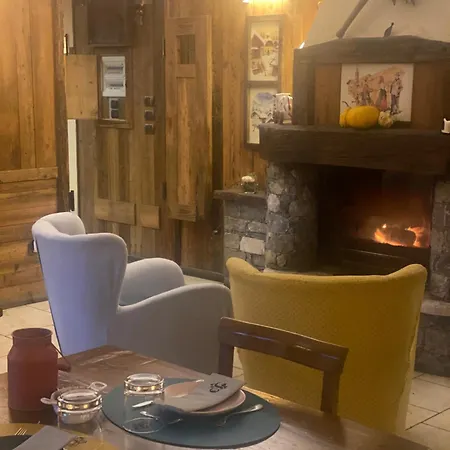 Affittacamere Le Relais De La Grandze 4*